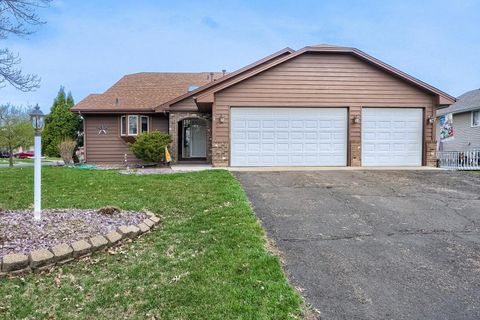 5887 144th Street W Apple Valley MN 55124