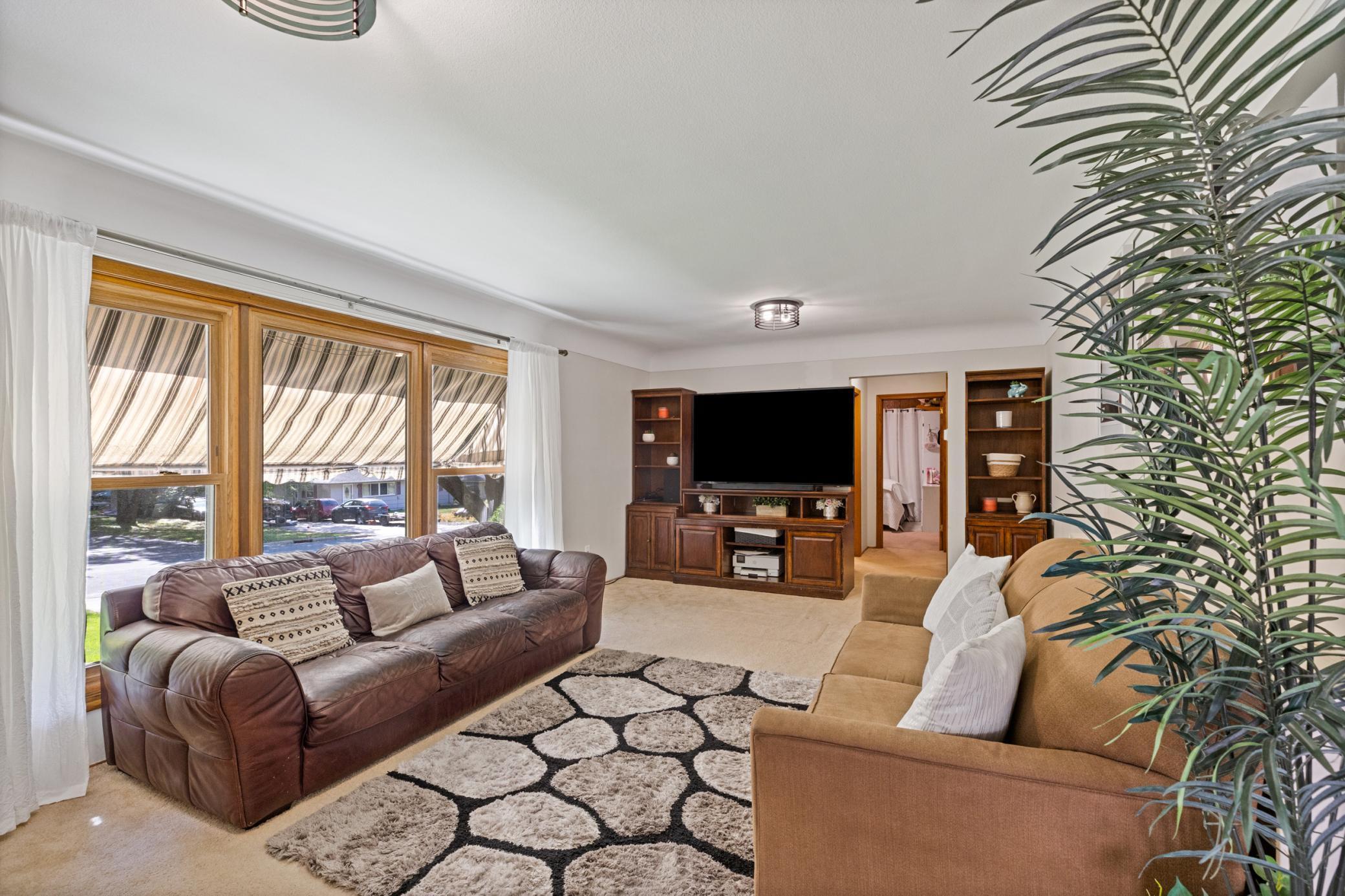 2104 W 140th Street