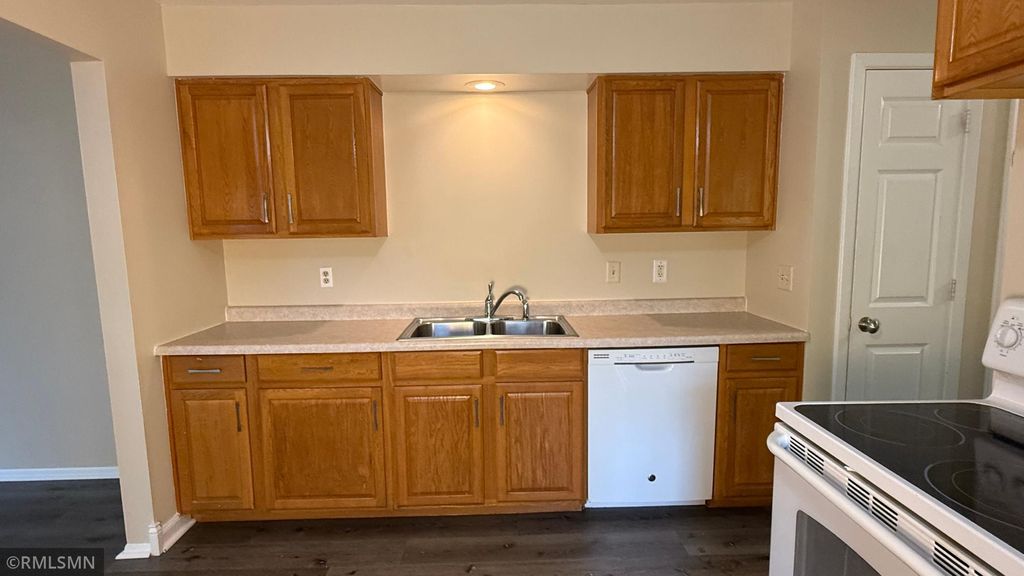 Photo of 3933 Oregon Avenue N, New Hope, MN 55427 (MLS # 7035619)