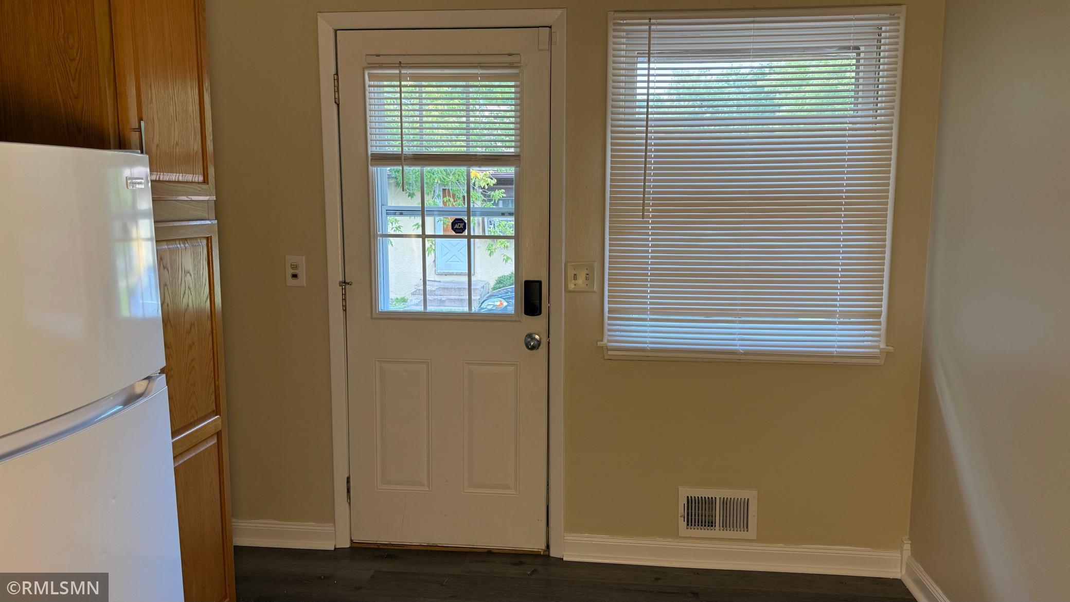 3933 Oregon Avenue N