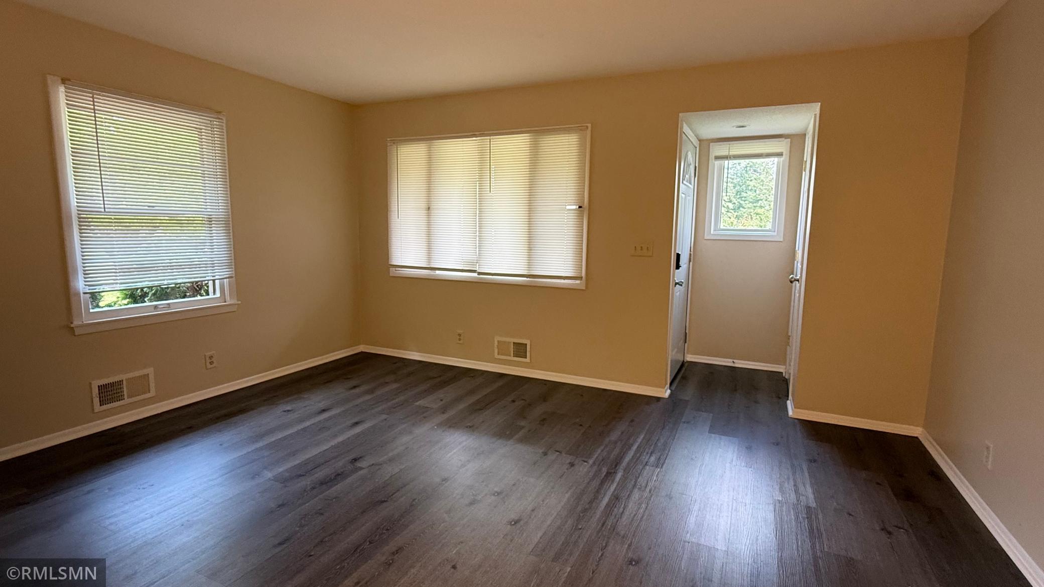 3933 Oregon Avenue N