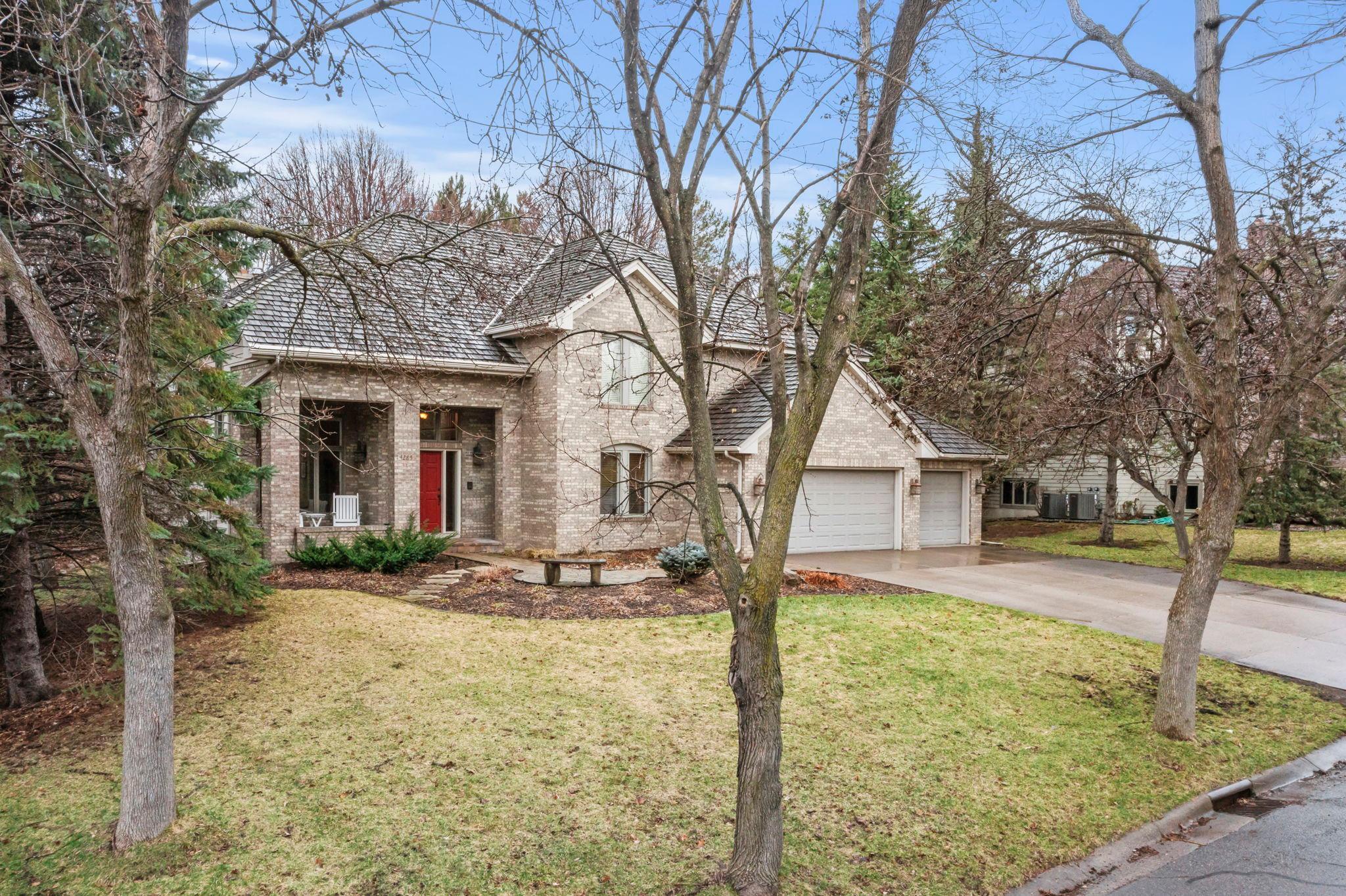 4285 Rosewood Lane N