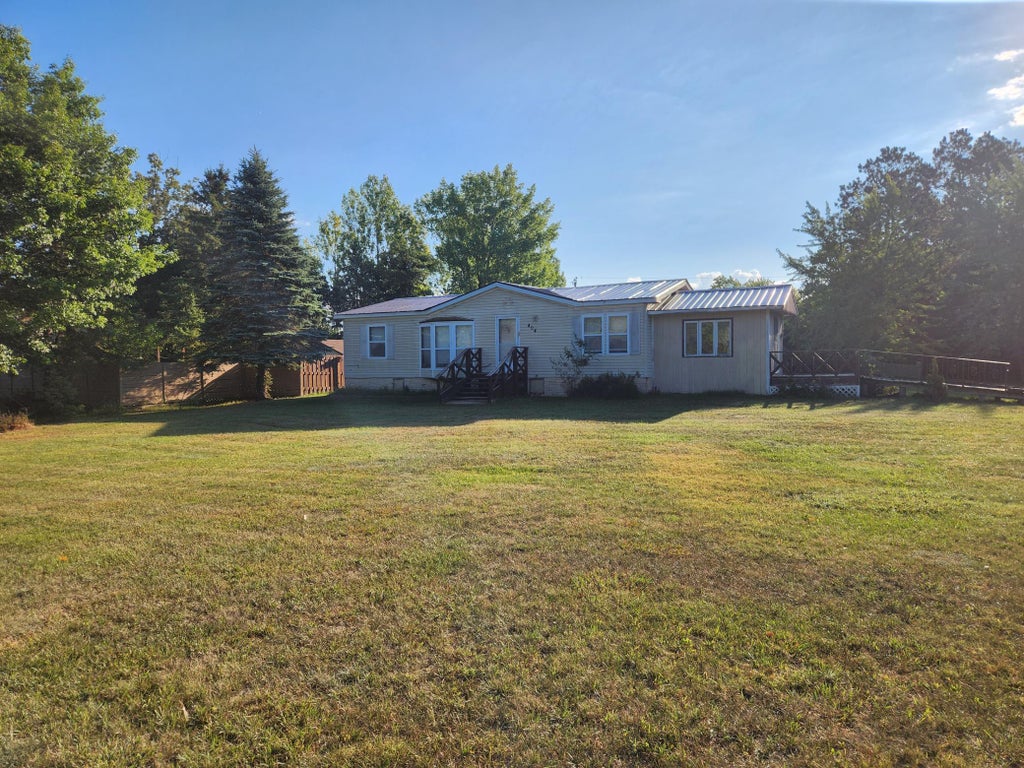 Photo of 404 Grove Avenue N, Park Rapids, MN 56470 (MLS # 7142718)