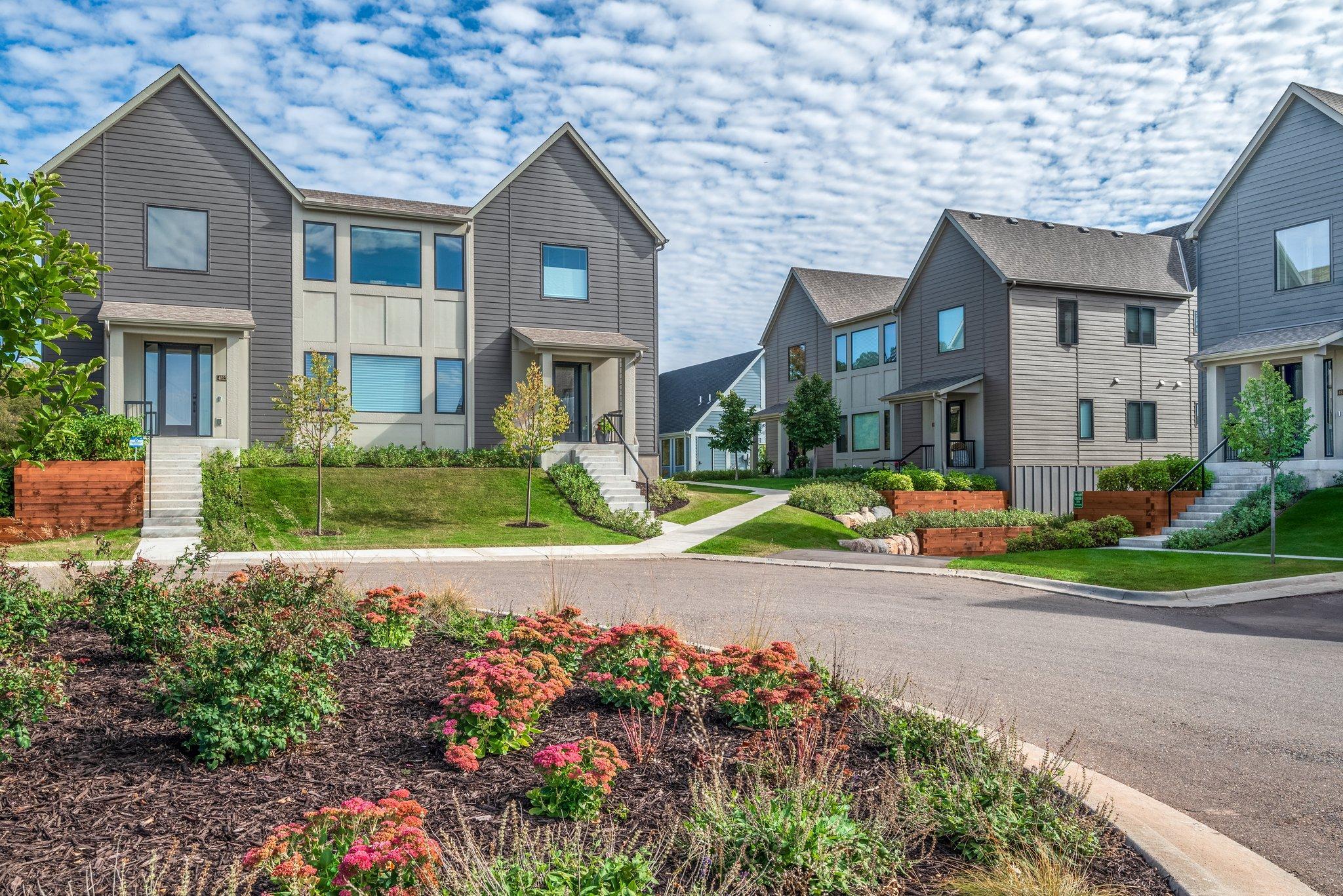 4729 Linden Cove Lane