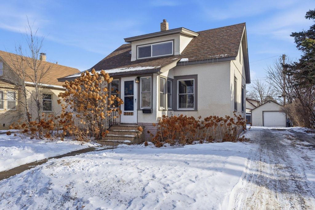Photo of 2515 Washington Street NE, Minneapolis, MN 55418 (MLS # 7013088)