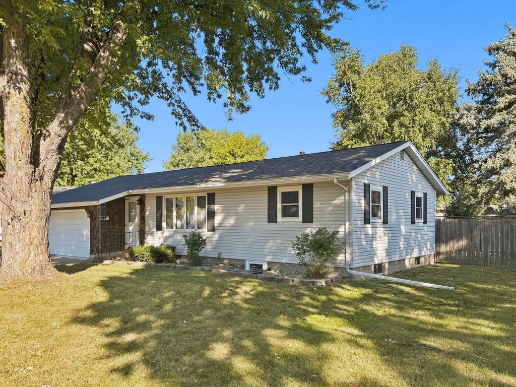 Photo of 103 Fremont Street, Marshall, MN 56258 (MLS # 7145252)