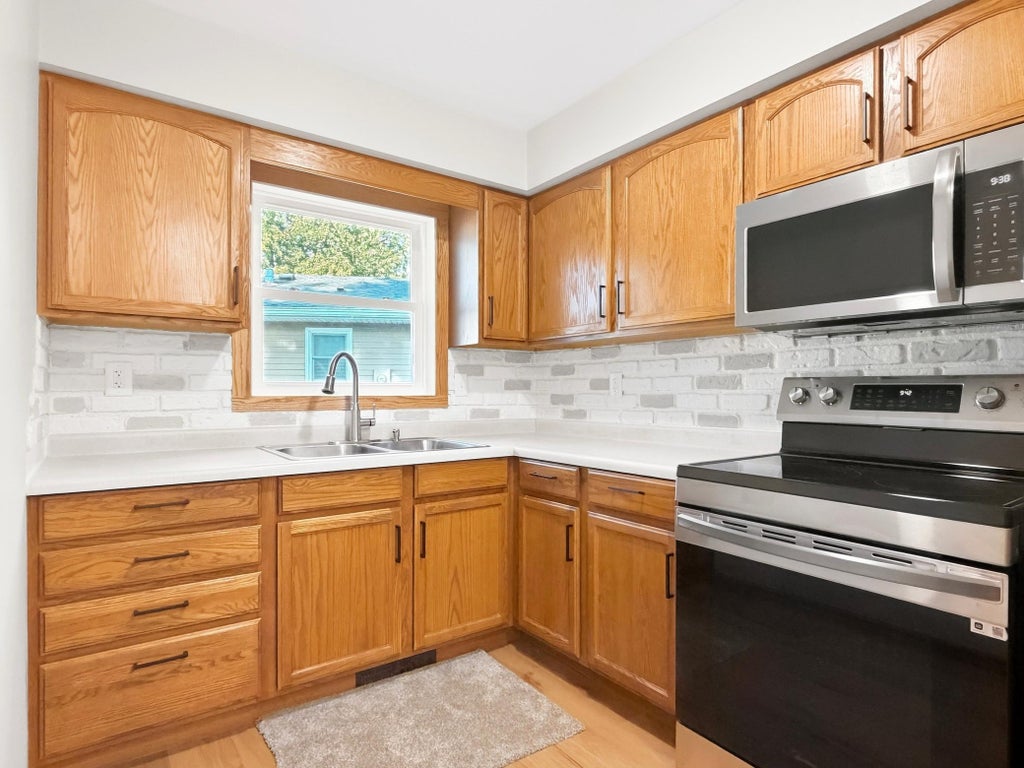 Photo of 103 Fremont Street, Marshall, MN 56258 (MLS # 7145252)