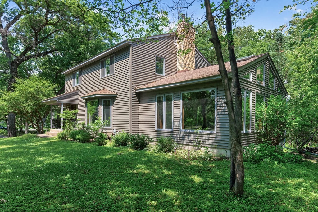 Photo of 22 Eagle Ridge Road, North Oaks, MN 55127 (MLS # 6814717)