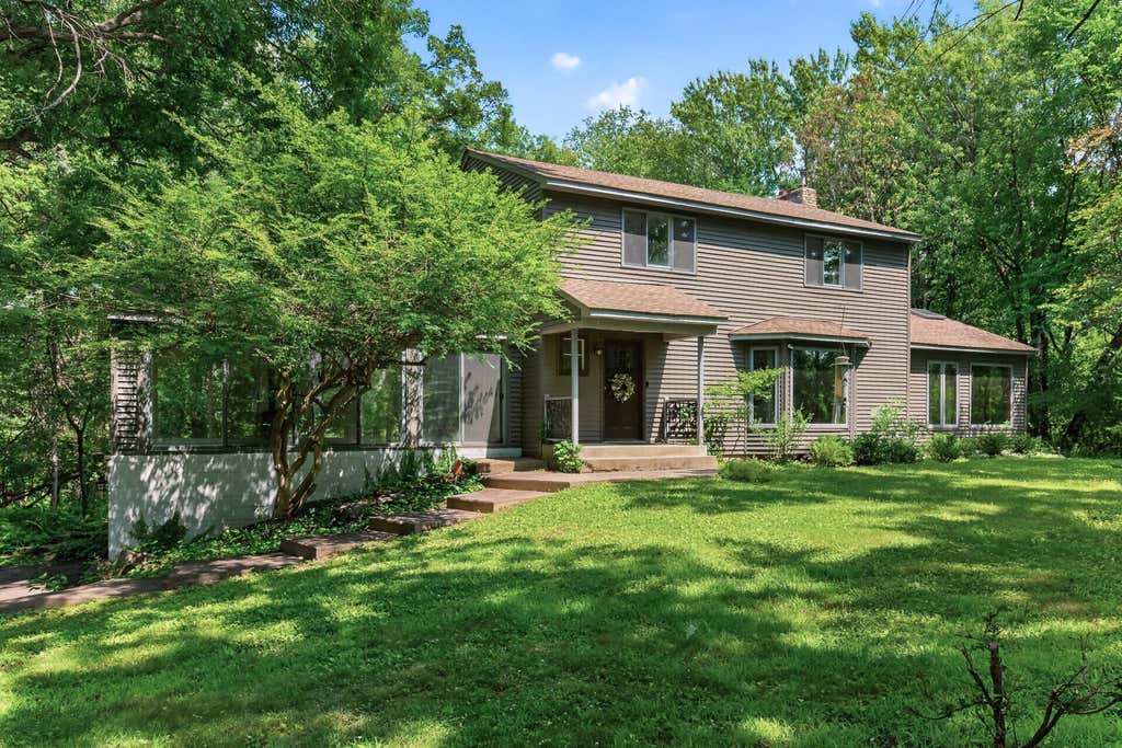 Photo of 22 Eagle Ridge Road, North Oaks, MN 55127 (MLS # 6814717)