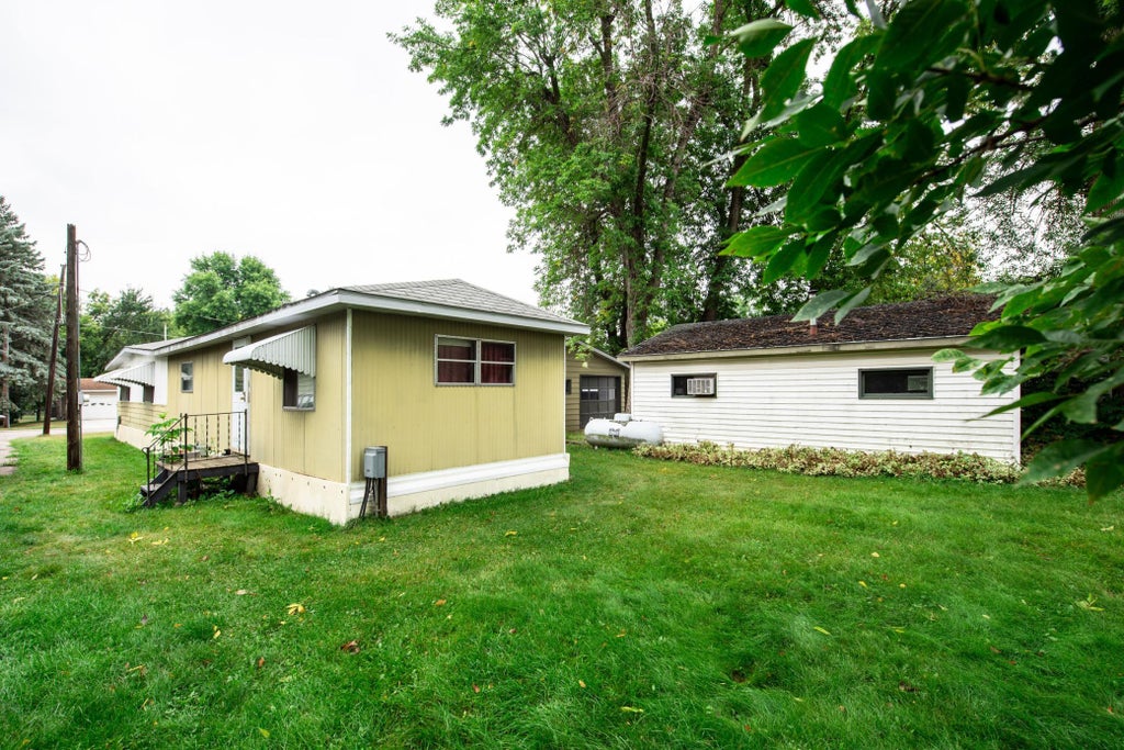 Photo of 407 W Oak Street, Osakis, MN 56360 (MLS # 7140184)