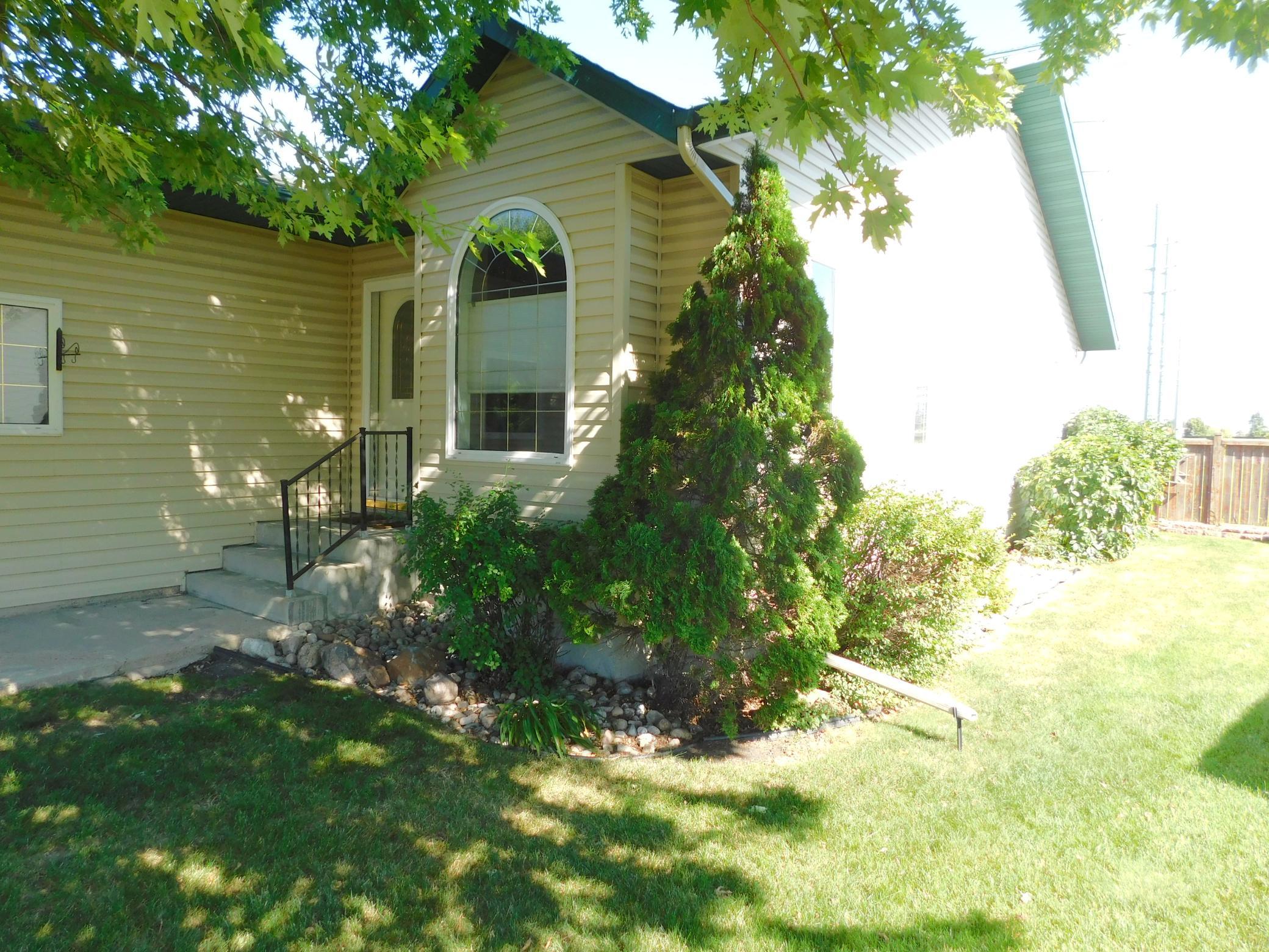 840 Lakeridge Place