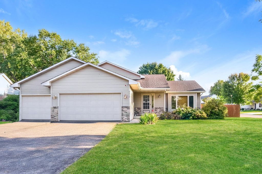 Photo of 9319 93rd Street S, Cottage Grove, MN 55016 (MLS # 7029240)