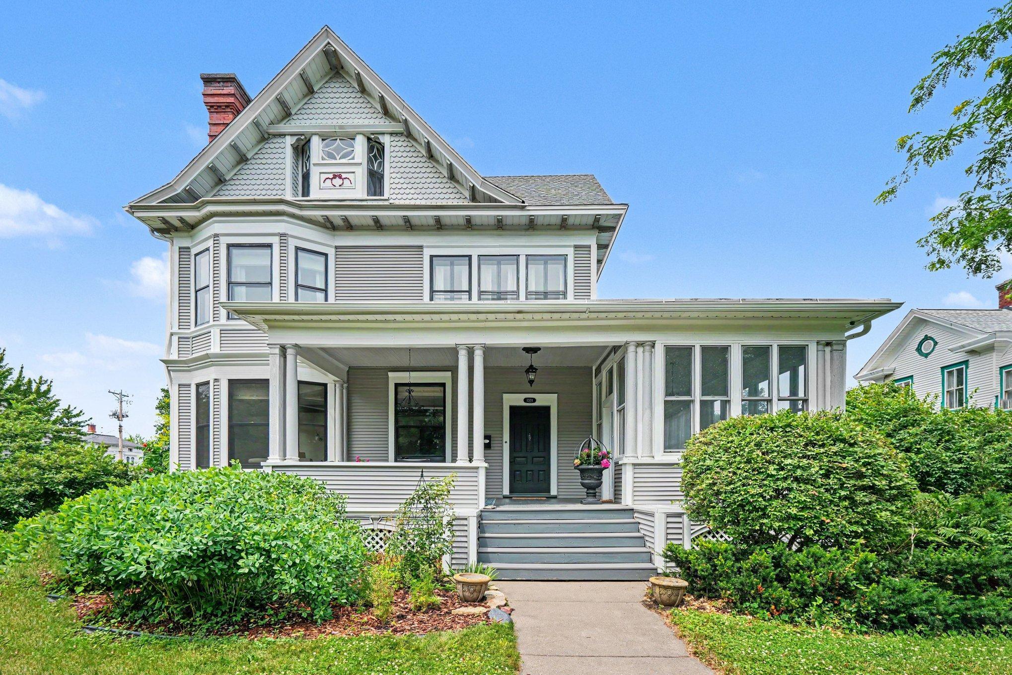 1024 W 4th Street