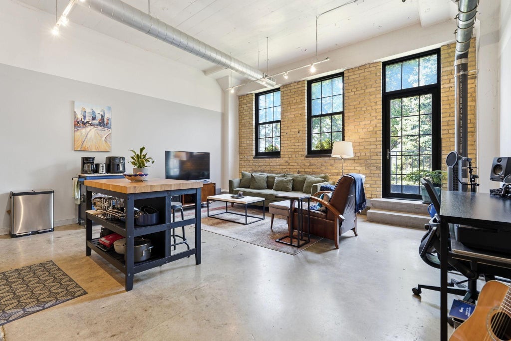 Photo of 730 Stinson Boulevard #124, Minneapolis, MN 55413 (MLS # 7142249)