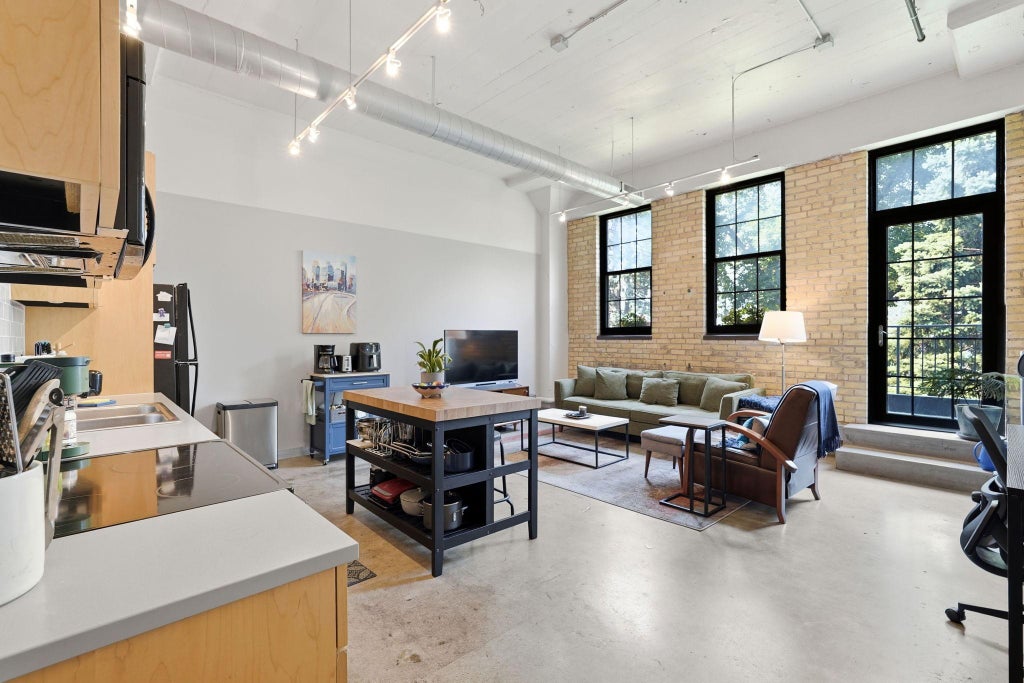 Photo of 730 Stinson Boulevard #124, Minneapolis, MN 55413 (MLS # 7142249)
