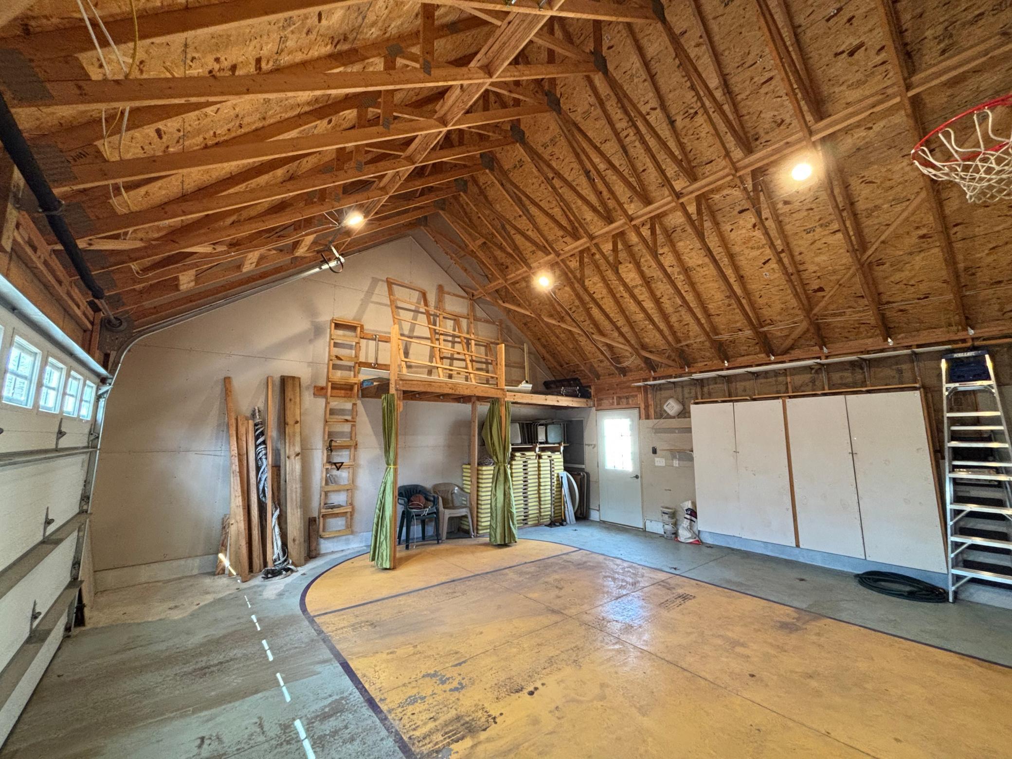 1108 California Avenue W