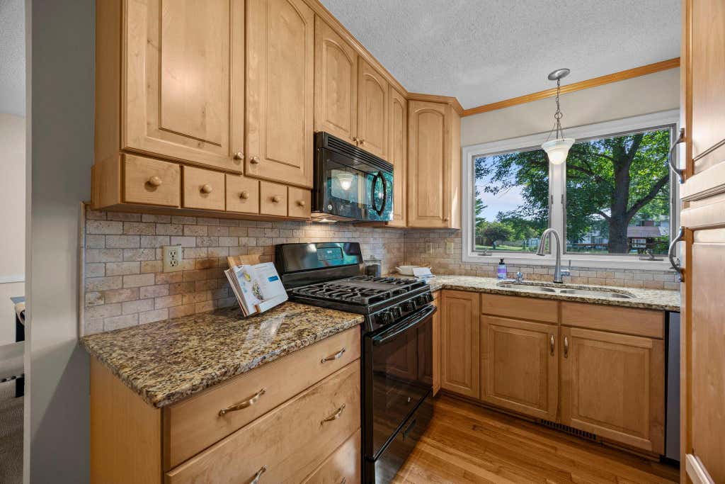 Photo of 9609 Utica Road, Bloomington, MN 55437 (MLS # 7128813)