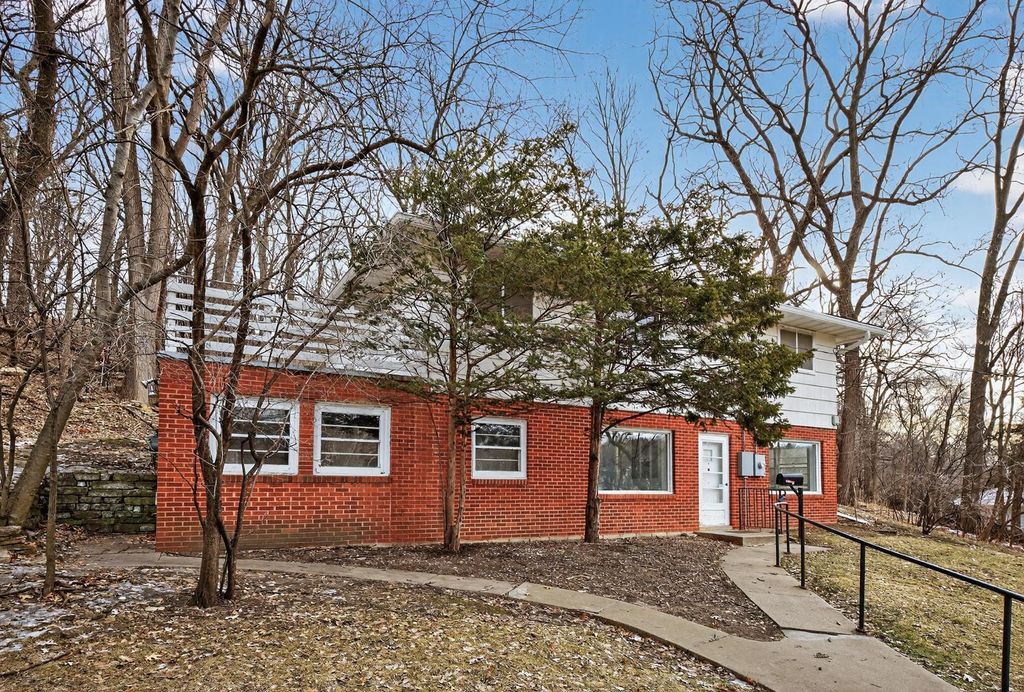 Photo of 956 14th Avenue SW, Rochester, MN 55902 (MLS # 7008340)