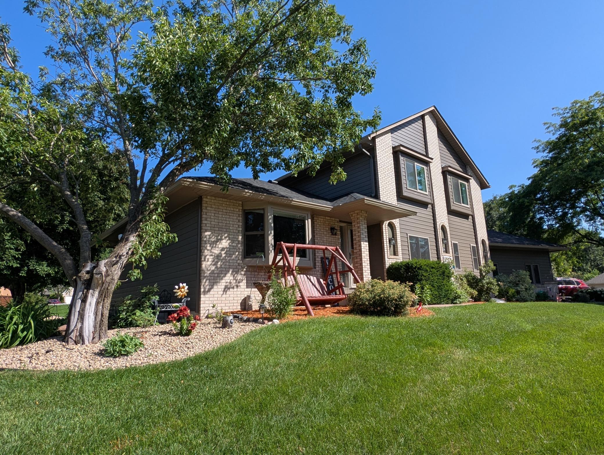 1244 Granada Circle N