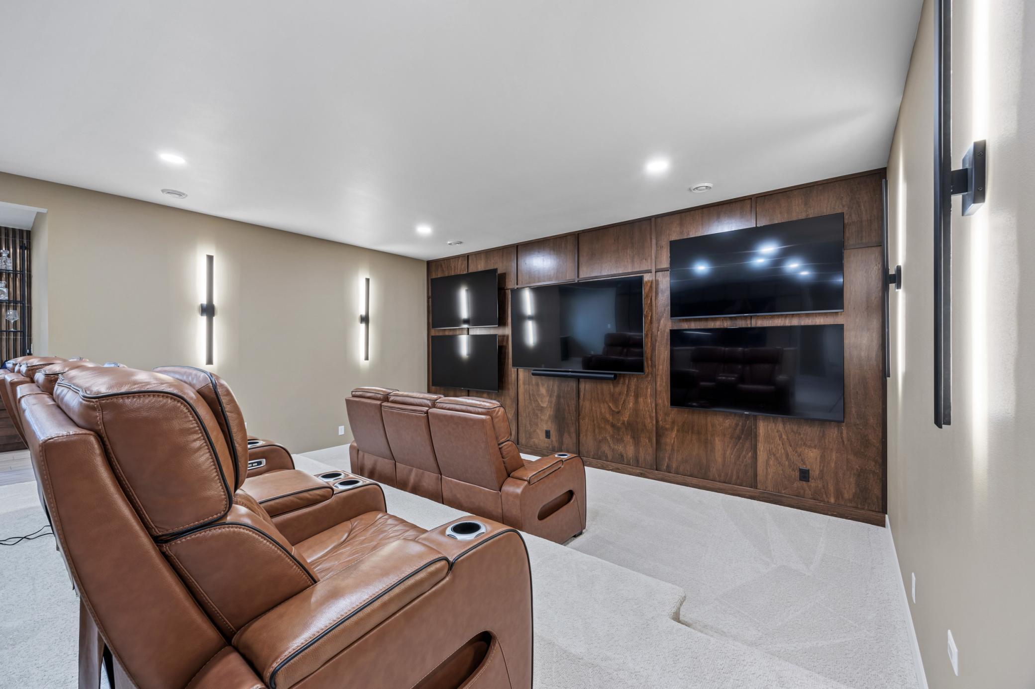 Horace, North Dakota 58047, United States, 5 Bedrooms Bedrooms, ,3 BathroomsBathrooms,Residential,Pending Sale,257223