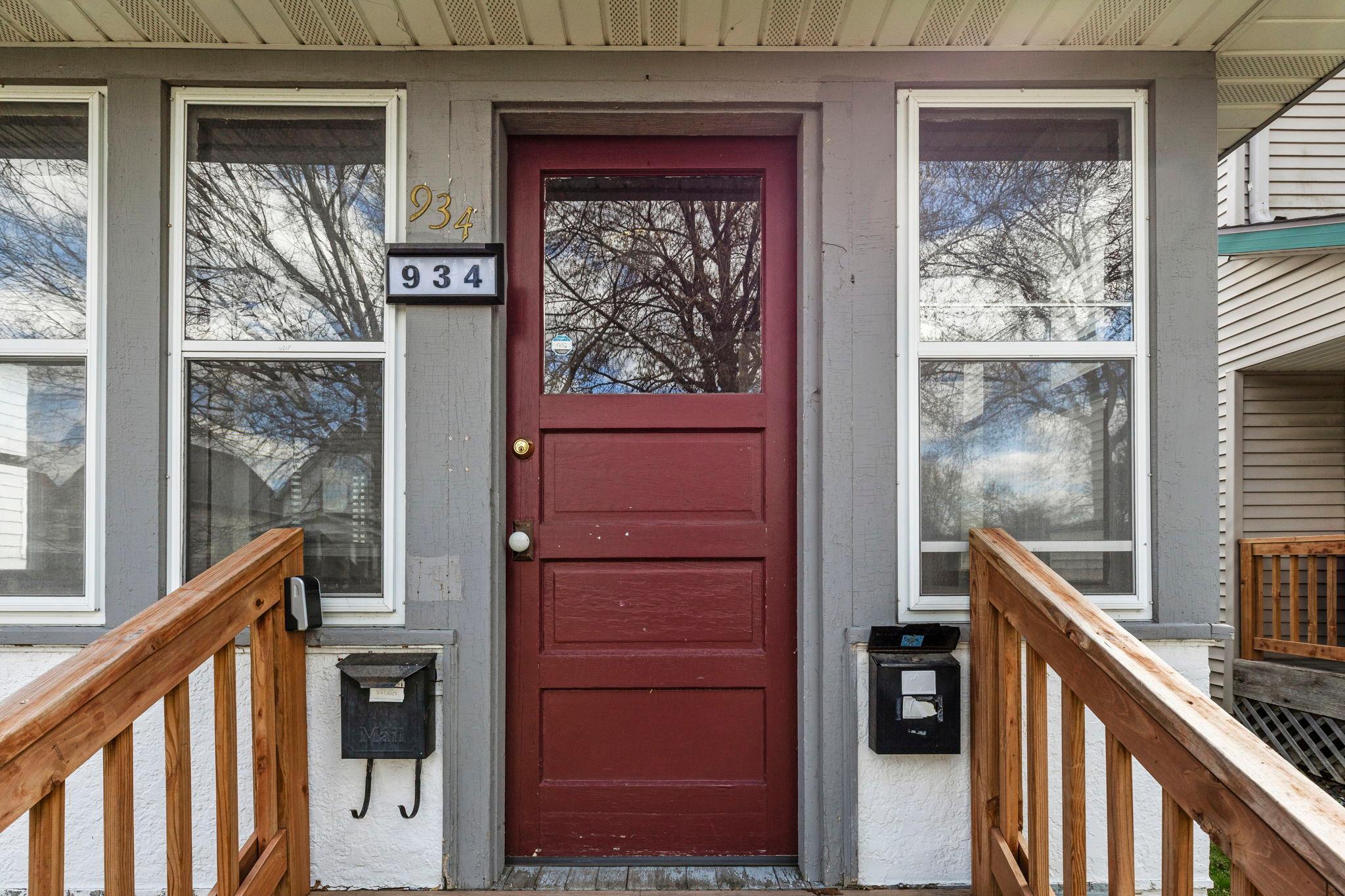 934 Juno Avenue