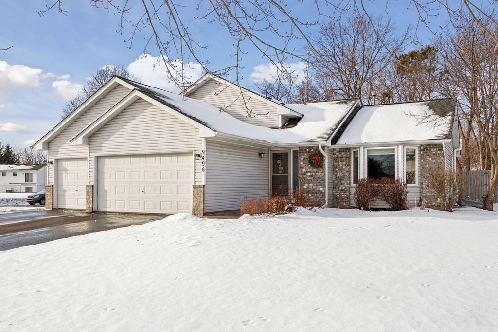 Photo of 9498 Hamlet Avenue S, Cottage Grove, MN 55016 (MLS # 6823576)