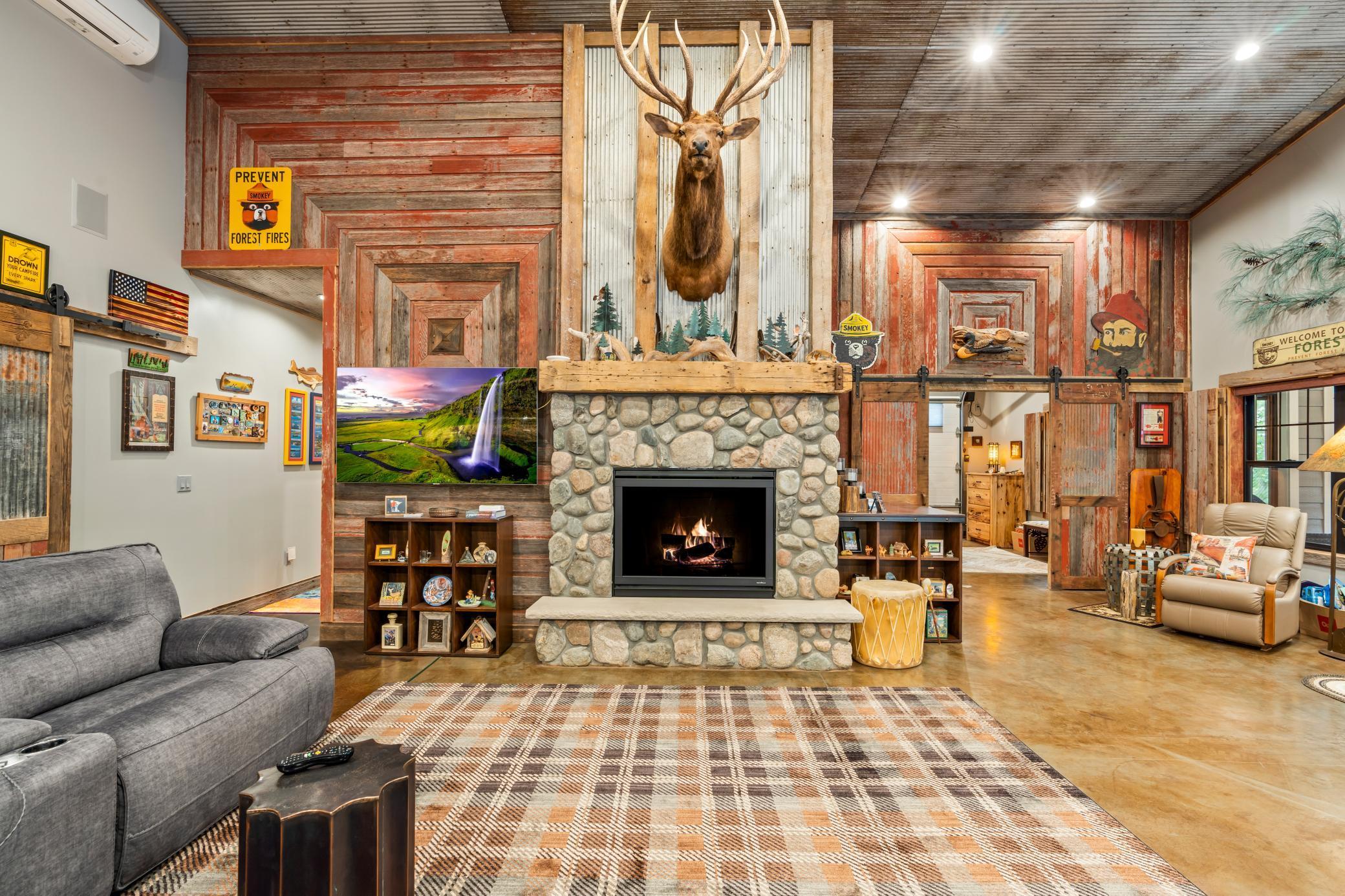 5883 Driftwood Lane