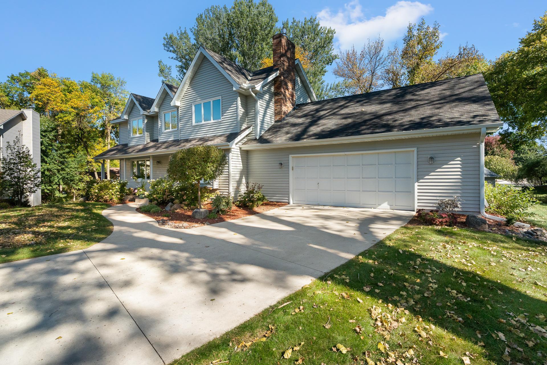 2501 Wellington Circle