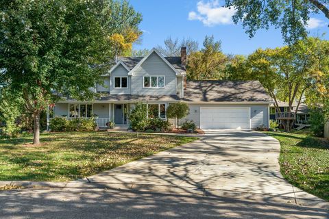 Photo of 2501 Wellington Circle, Wayzata, MN 55391 (MLS # 6803327)