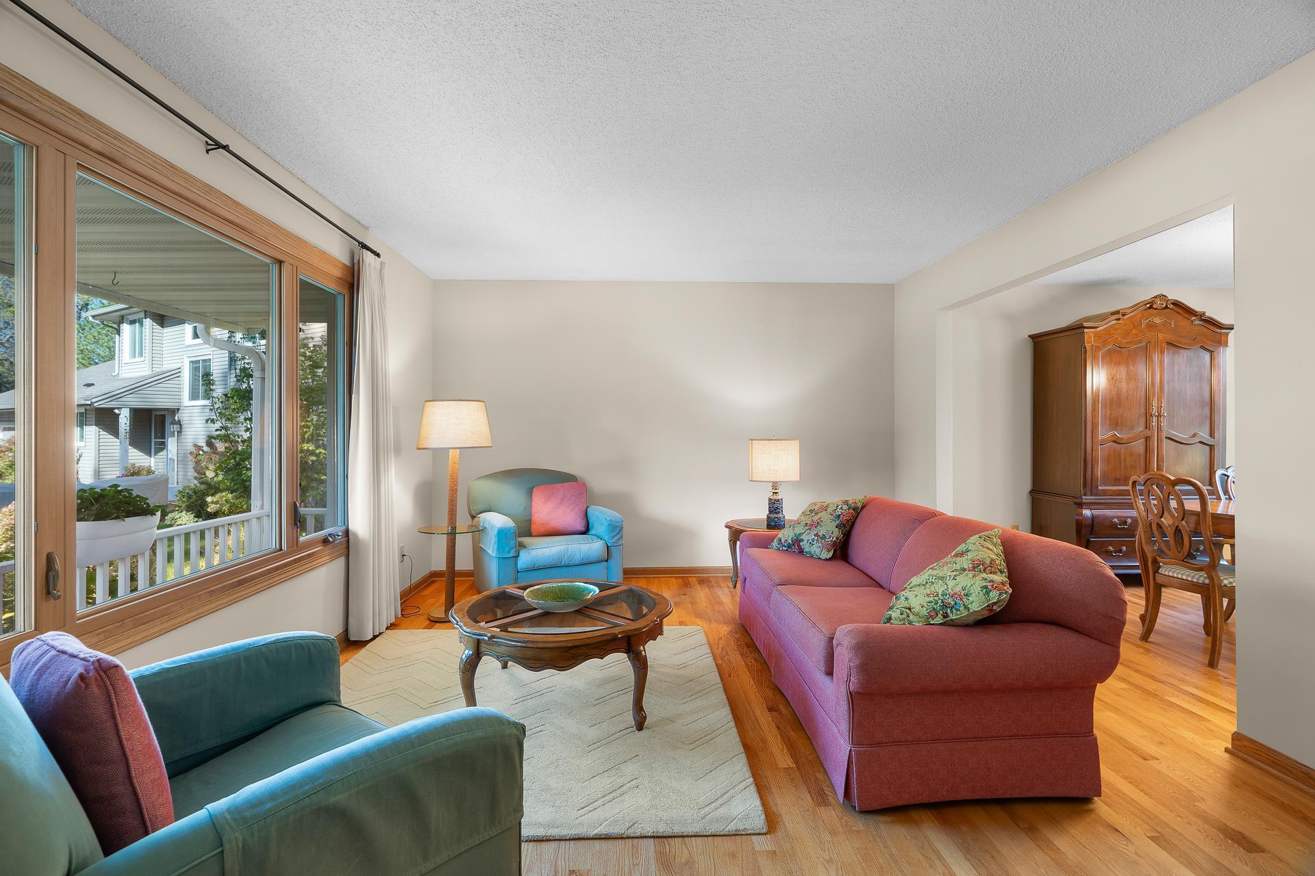 2501 Wellington Circle