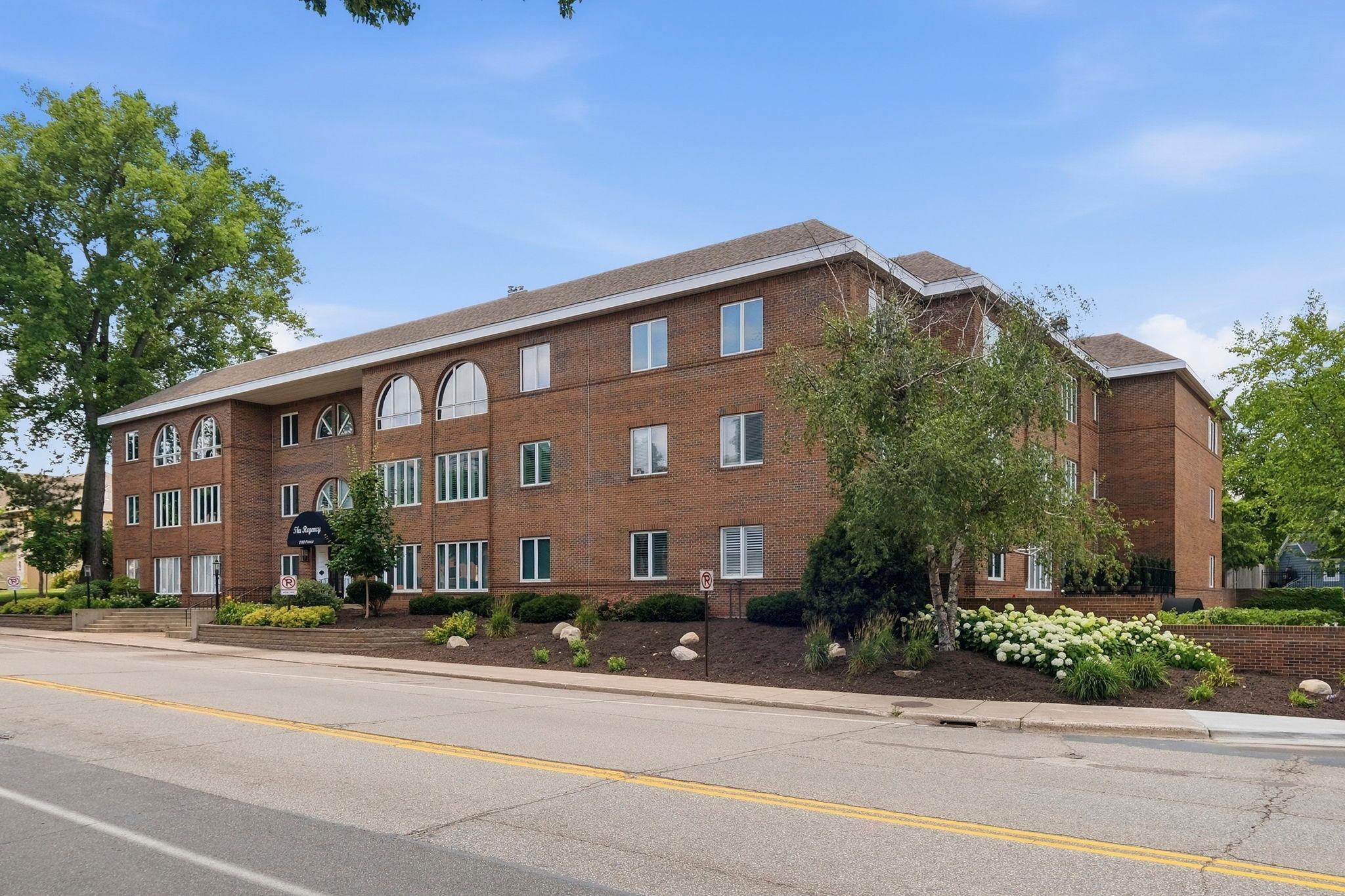 5100 France Avenue S 102