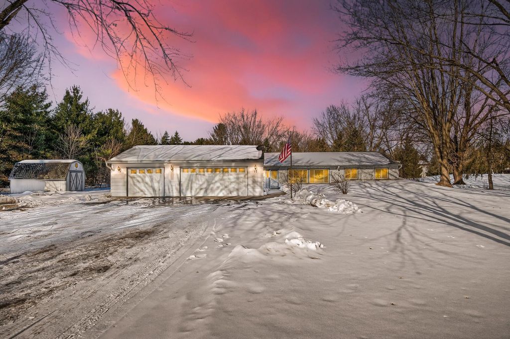 Photo of 17 Marvy Street, Circle Pines, MN 55014 (MLS # 7018291)