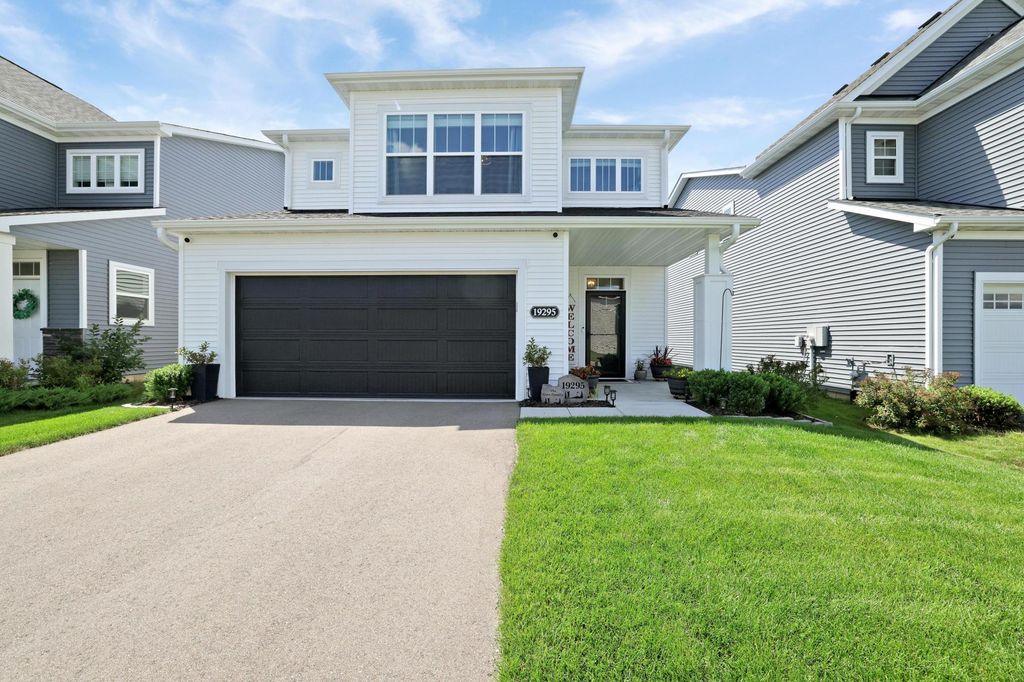 Photo of 19295 Crystal Terrace, Farmington, MN 55024 (MLS # 7058318)