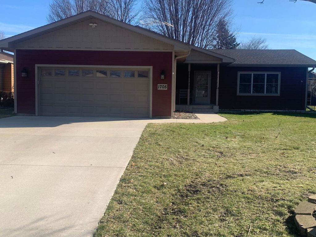 Photo of 1705 Allison Drive, Northfield, MN 55057 (MLS # 7052598)