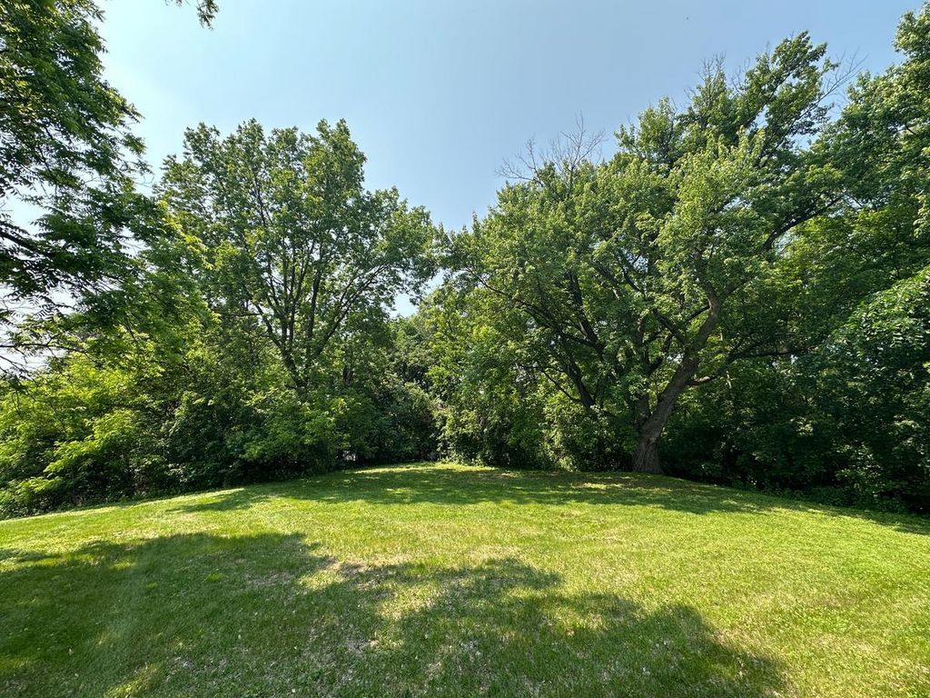 Photo of 4532 Fairview Avenue, Minnetonka, MN 55343 (MLS # 7032571)