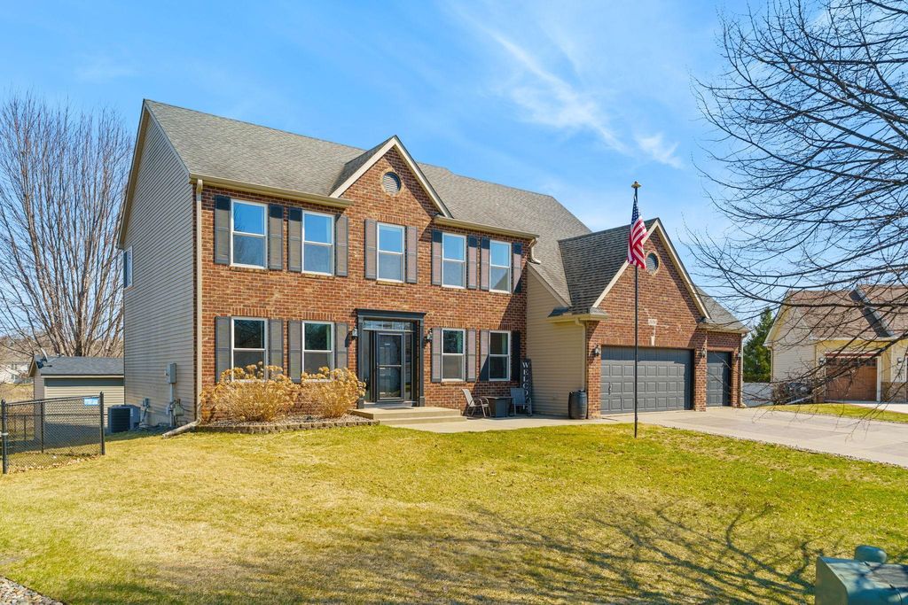 Photo of 20390 Enright Way, Farmington, MN 55024 (MLS # 6825062)