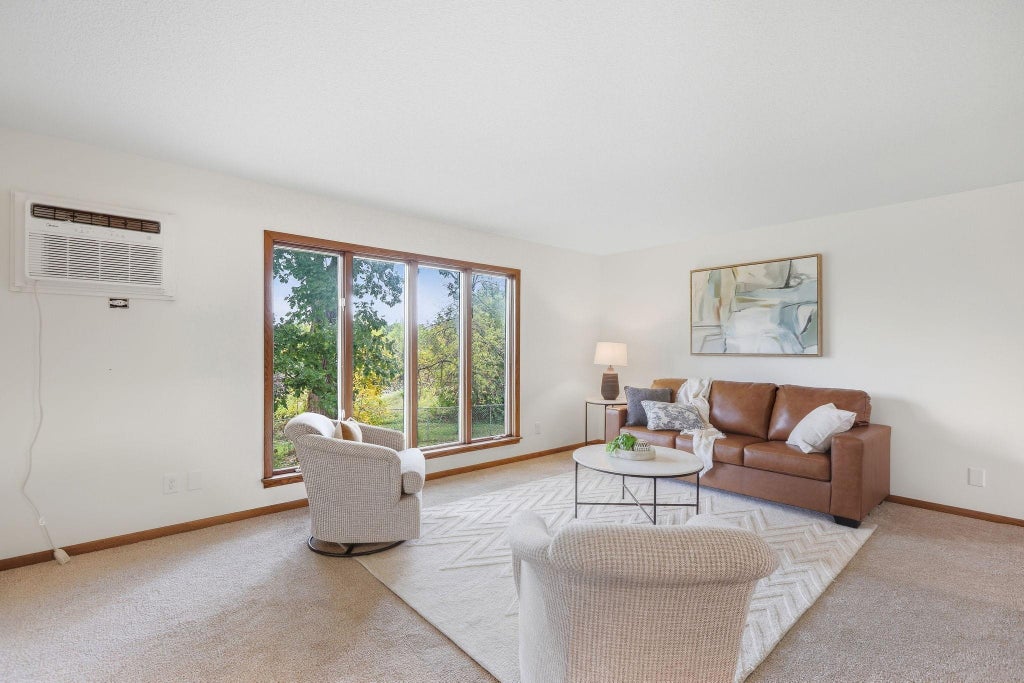 Photo of 10225 Jersey Avenue, Chaska, MN 55318 (MLS # 7148540)