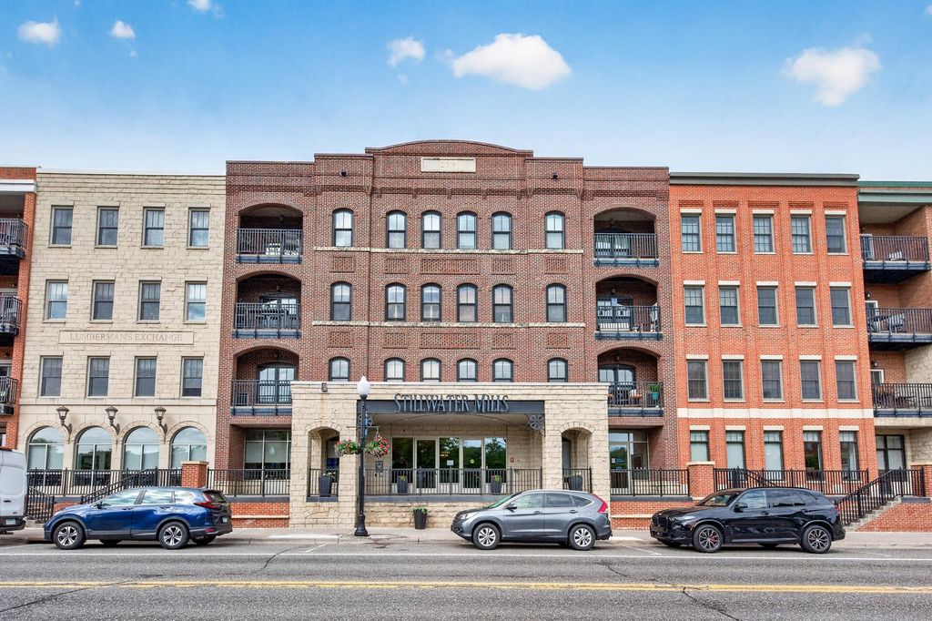Photo of 350 Main Street N #406, Stillwater, MN 55082 (MLS # 7075049)