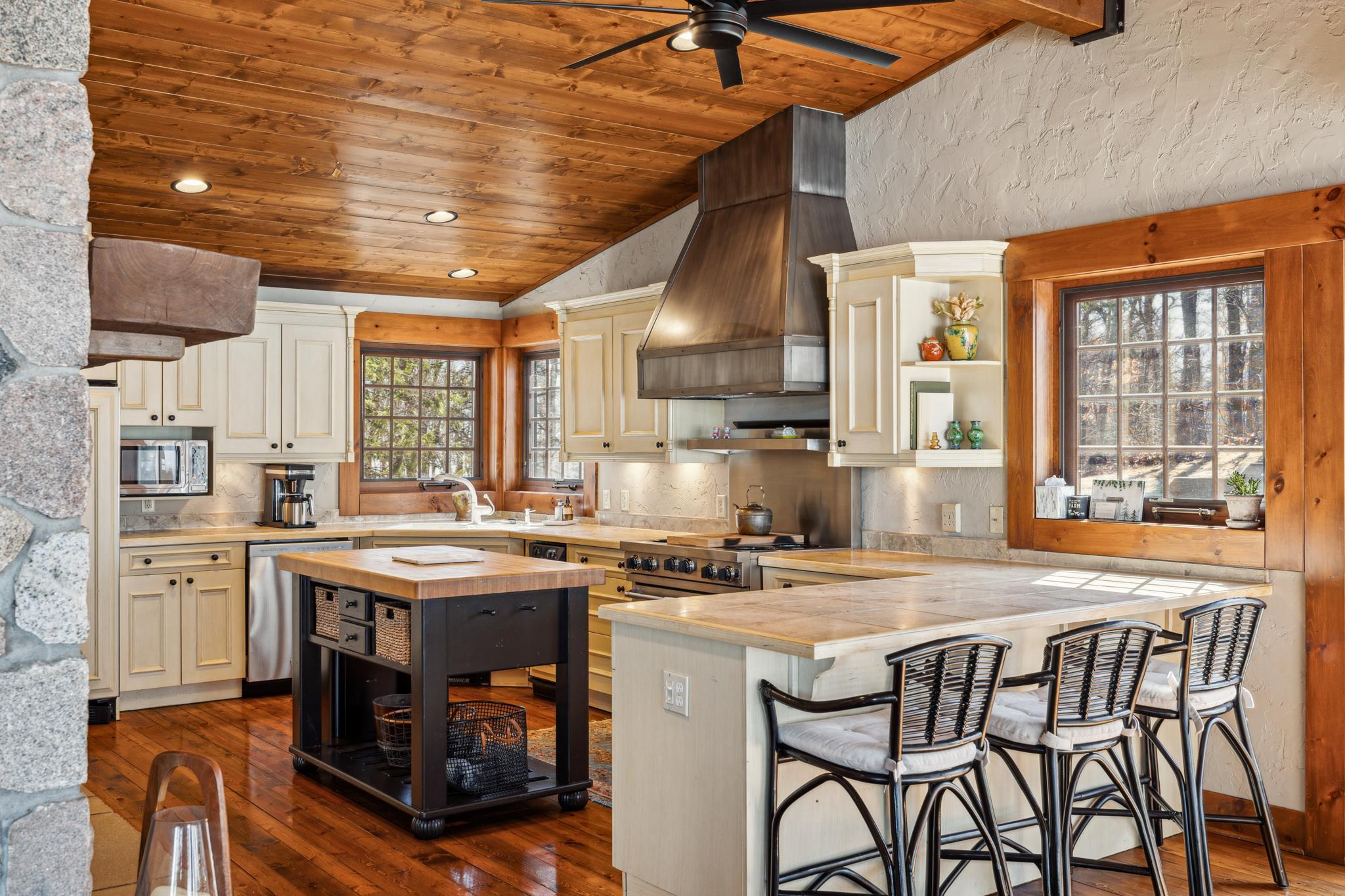 8434 Big Whitefish Narrows