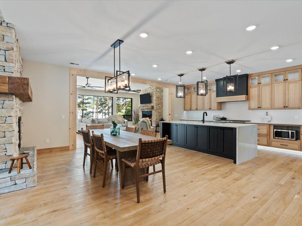 4354 Mission Road