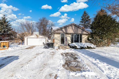 2447 Minnehaha Avenue E Maplewood MN 55119