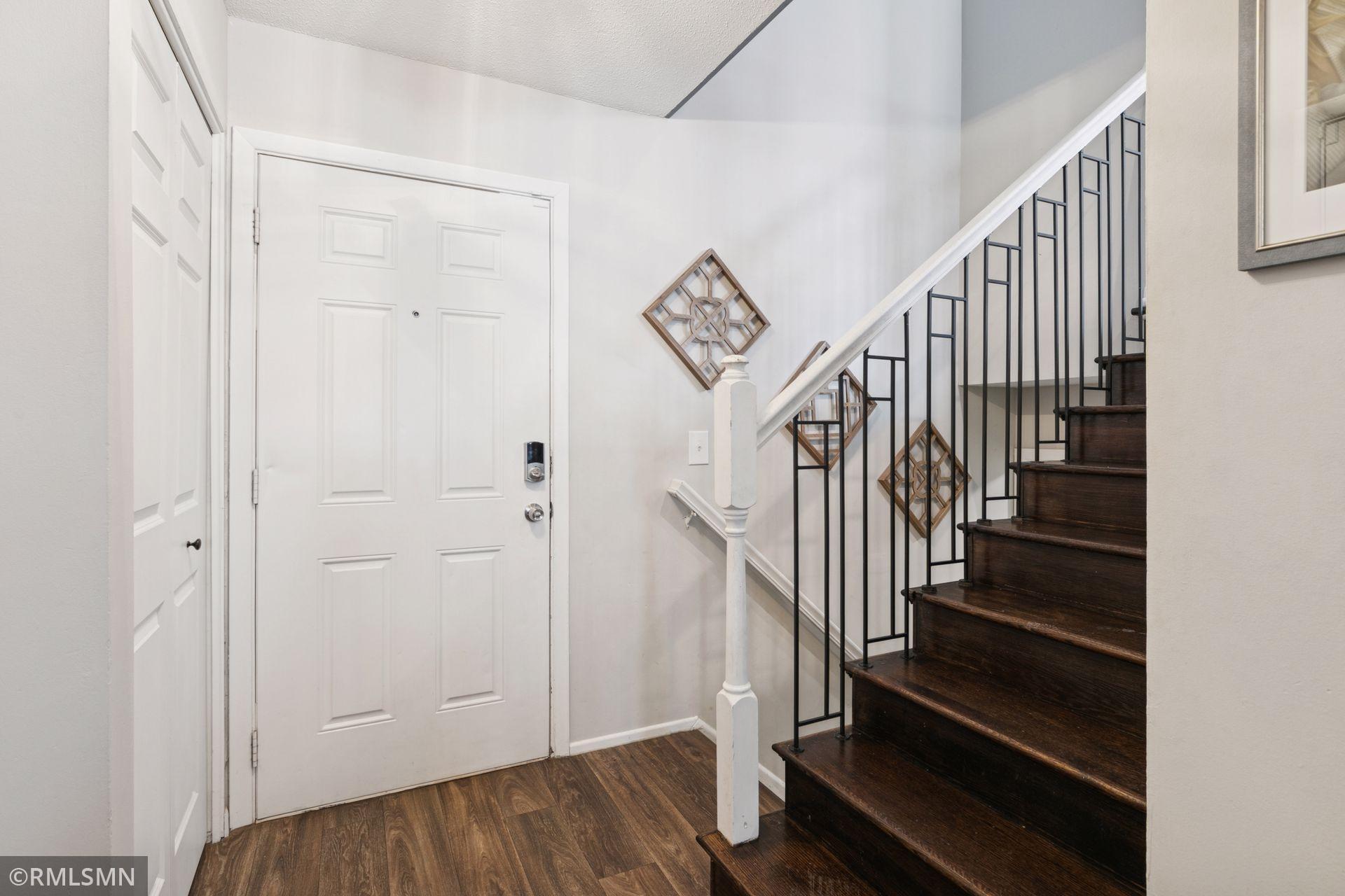 13720 James Avenue S