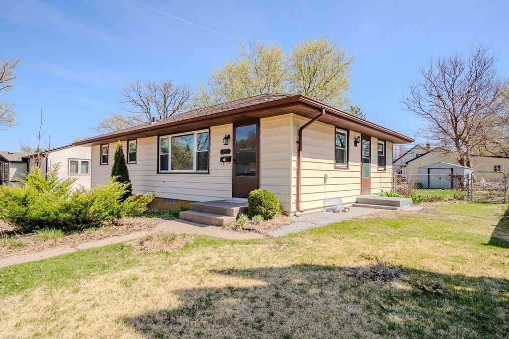 Photo of 4530 Colorado Avenue N, Crystal, MN 55422 (MLS # 7060077)