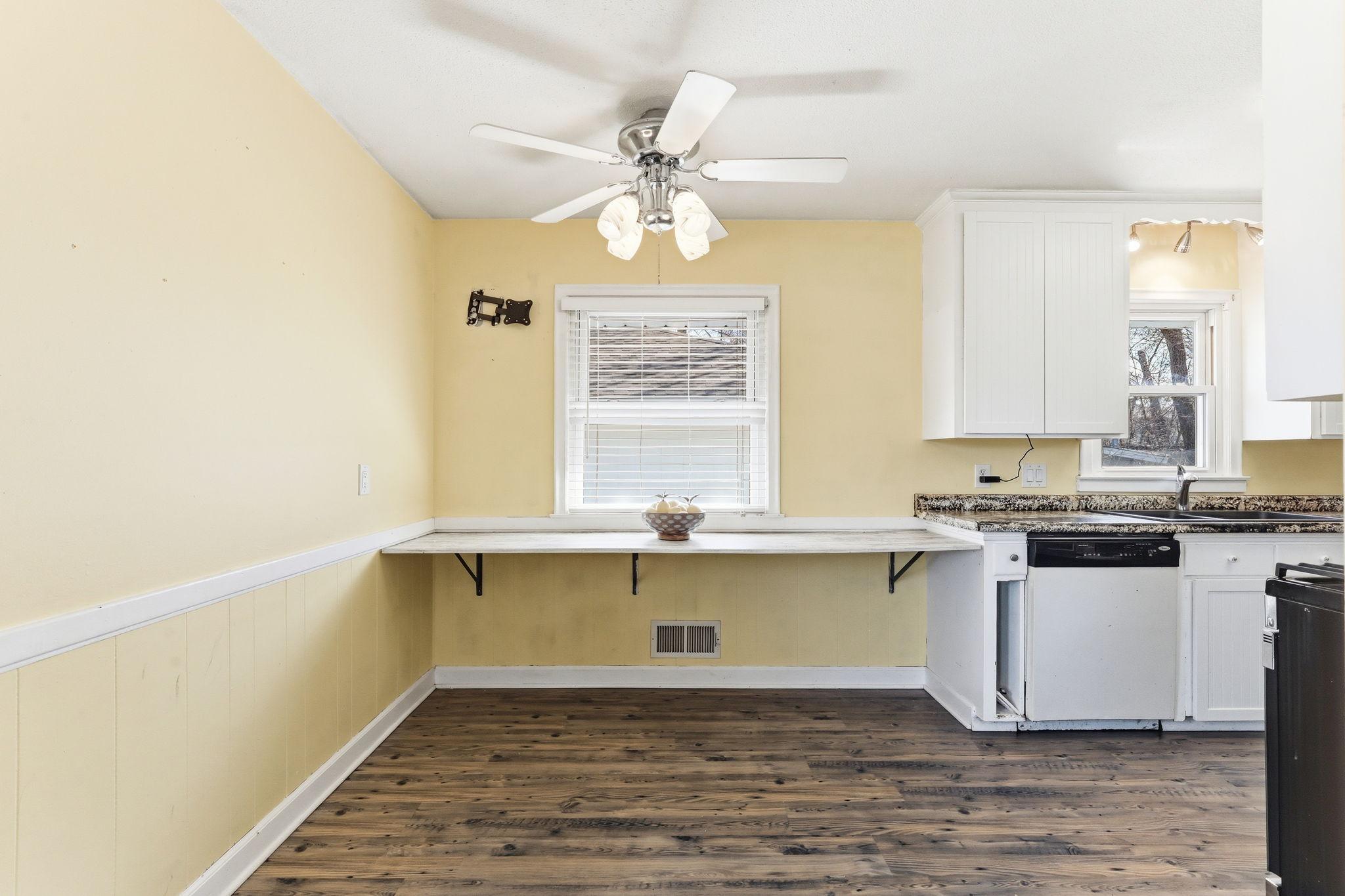 2201 W 91 1/2 Street