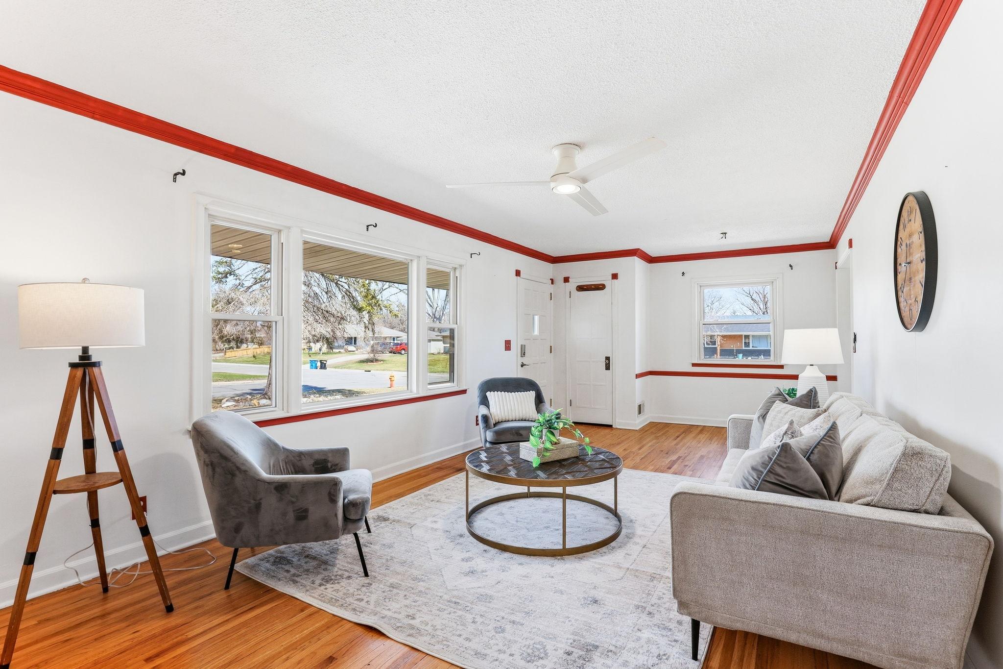 2201 W 91 1/2 Street