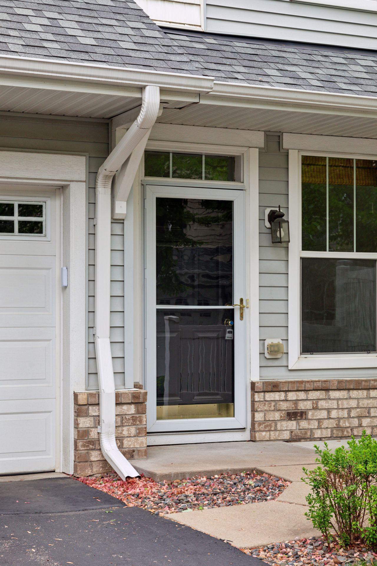 1608 Legacy Parkway E 3