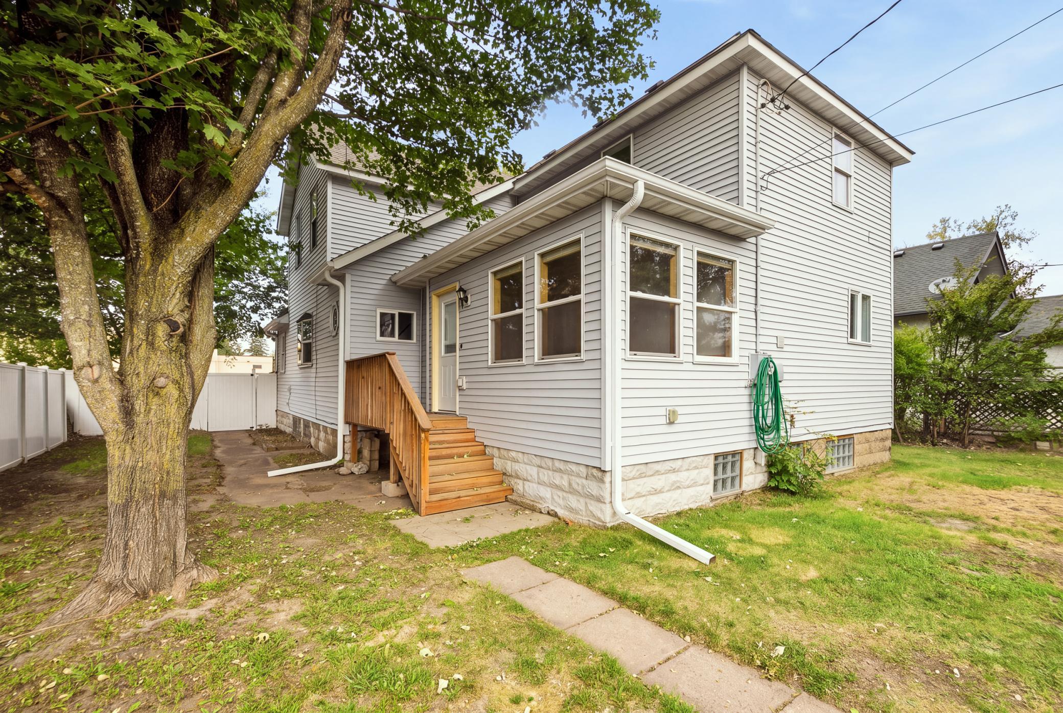 618 N 8th Street