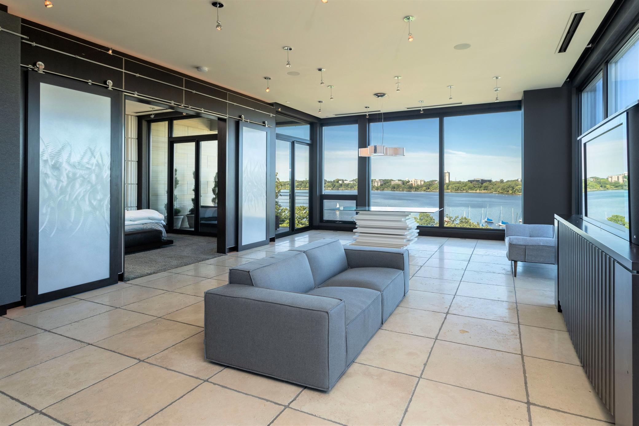 1805 W Lake Street 502