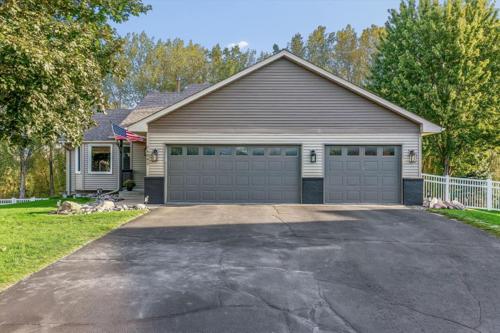 Photo of 16093 Wren Court SE, Prior Lake, MN 55372 (MLS # 7156203)