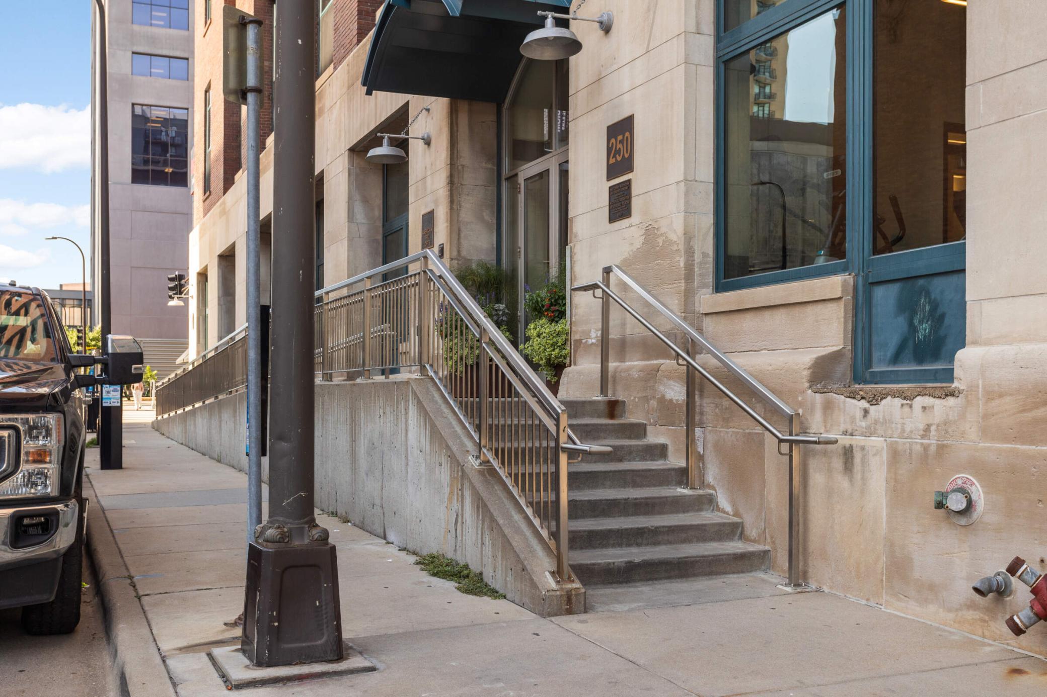 250 Park Avenue 307